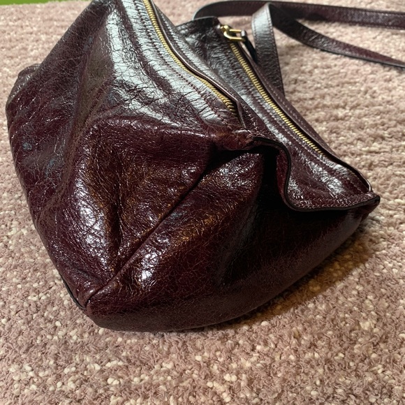 Givenchy Small Pandora Creased Patent Leather Shoulder Bag - Picture 8 of 16